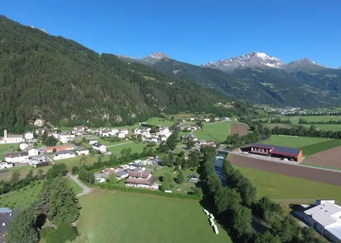 Bungalow Miralago In Camping Cavresc, Via Dal Cavresc 1, 7746 Le Prese-Poschiavo