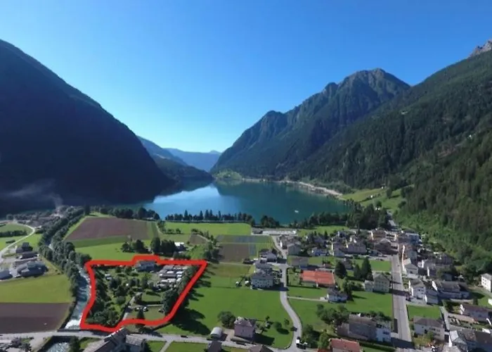 Bungalow Miralago In Camping Cavresc, Via Dal Cavresc 1, 7746 Le Prese-Poschiavo